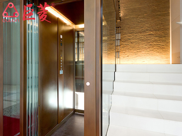 小尺寸大容量室内家用观光电梯安装尺寸是多少？